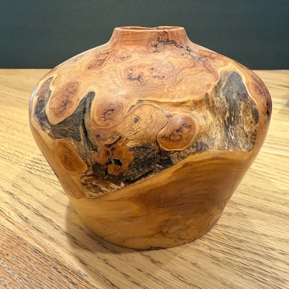 Handcrafted Wooden Vase - Picture 1 of 3